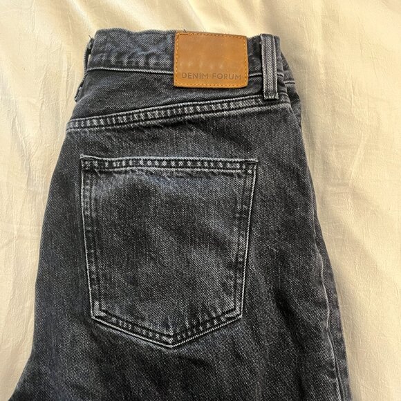 Denim Forum Black Jeans - Picture 1 of 4